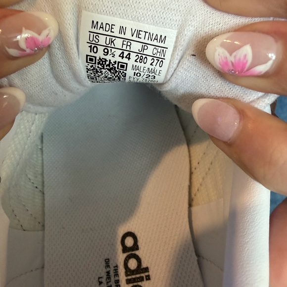 Adidas Samoa Men’s 10 NWOT - Picture 2 of 7